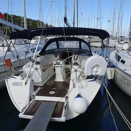 Botel Nereide Salerno